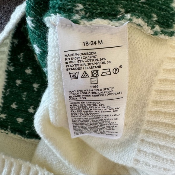 Old Navy Christmas SoSoft Fair Isle Sweater Knit Red Truck Baby Boy 18-24M NWT - Picture 5 of 5